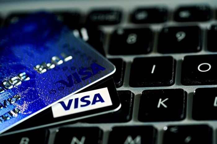 Восстановим ваши карты Visa и Mastercard! Мошенники придумали новую мошенническую схему