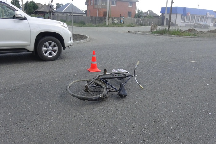 Пожилой велосипедист погиб в ДТП в Ивделе