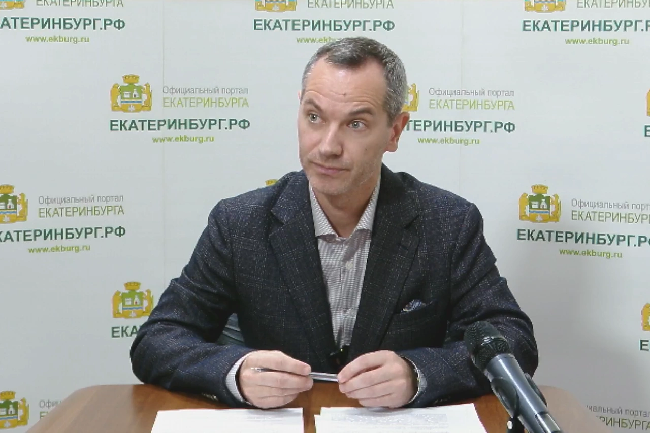 Екатеринбуржцам сообщили, зачем опять меняют маршруты общественного транспорта