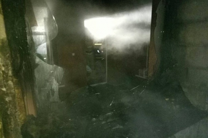 Пили и курили: названа причина страшного пожара в Серове