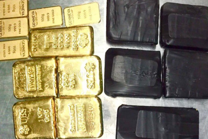В урне аэропорта Бангладеш нашли 3 кг золота