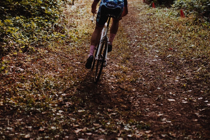 Тело велосипедиста нашли в свердловском городе