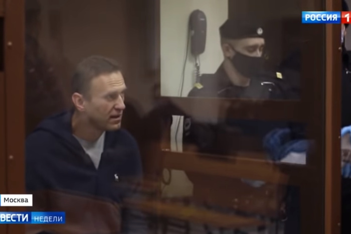 Навальный останется в СИЗО до вступления в силу приговора о клевете