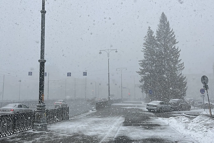 Сильнейший снегопад, парализовавший Москву, надвигается на Свердловскую область