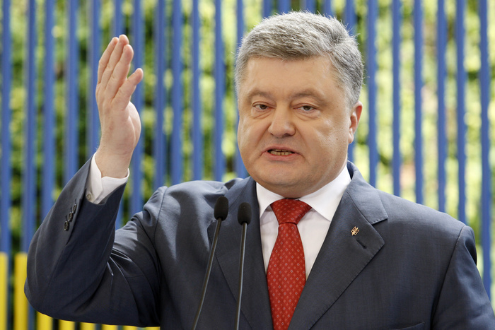 Порошенко назвал Украину сильнее всех верящей в ЕС