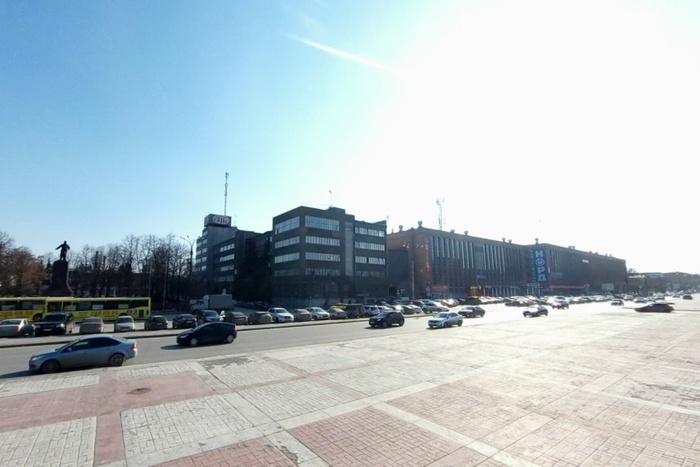 Екатеринбуржцам предлагают изменить облик площади Первой Пятилетки