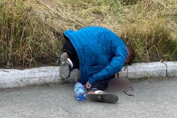 «Его тошнило кровью»: свердловчанин умер на глазах прохожих