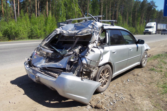 В Екатеринбурге автовладелец требует 440 тысяч рублей за аварию с БТР