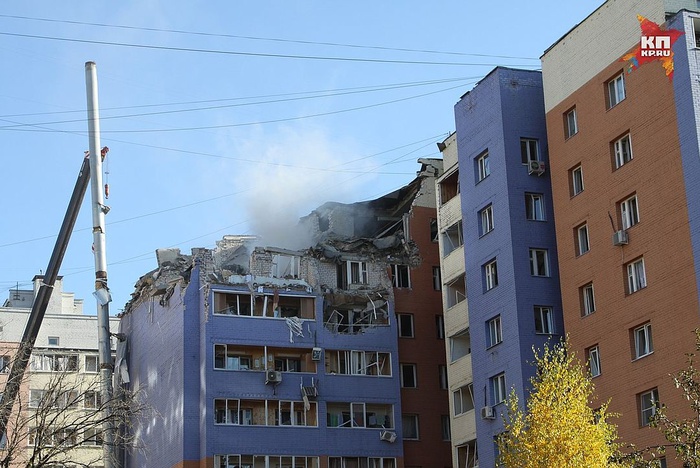 В Сети появилось видео момента взрыва в жилом доме в Рязани
