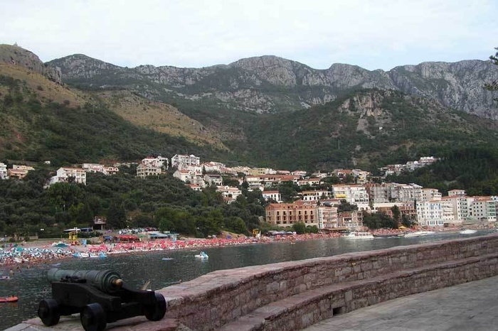 Туроператоры заявили о снижении интереса россиян к поездкам в Черногорию