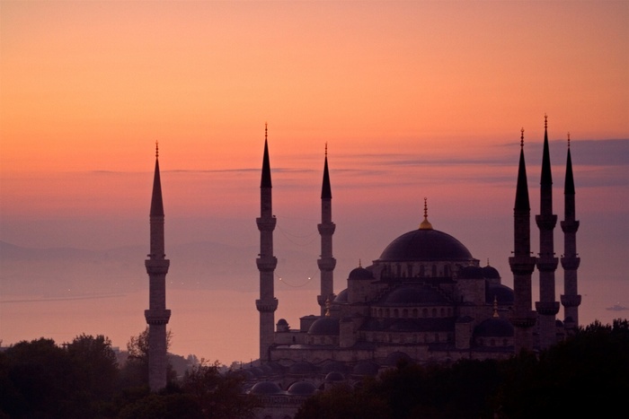 Персоналу турецких отелей помогут выучить русский язык