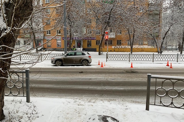 В Екатеринбурге на дорогах сбили двоих детей