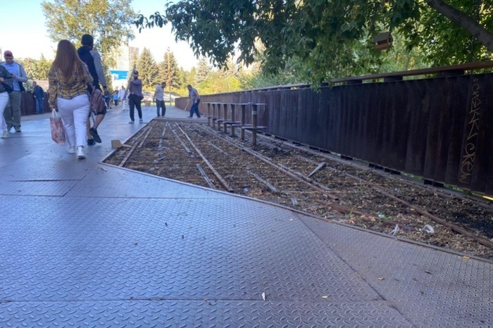 В Екатеринбурге построят мост, связывающий Компрессорный и Лечебный