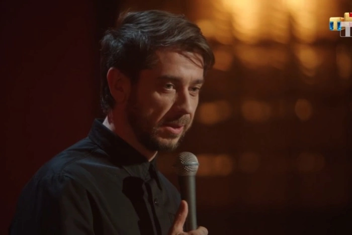 Стендап Стаса Старовойтова в Екатеринбурге прошел при полупустом зале