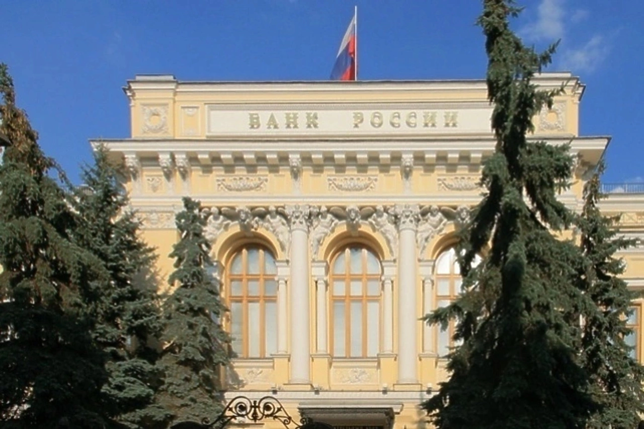 Baza: России грозит массовое закрытие банков