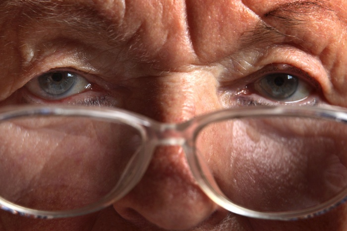 Медики: Здоровая пища поможет сохранить зрение в старости