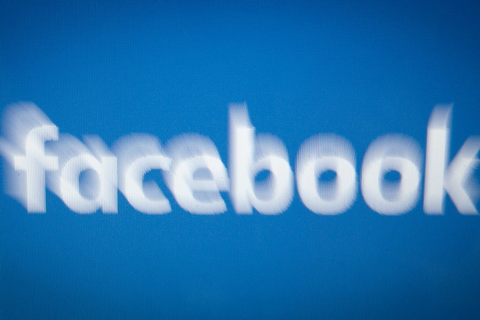 Facebook тайно собирала email-адреса и контакты 1,5 млн человек