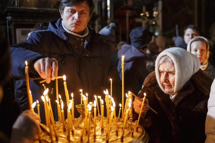Канун Рождества. Полицейские Первоуральска нашли и вернули владельцу иконы