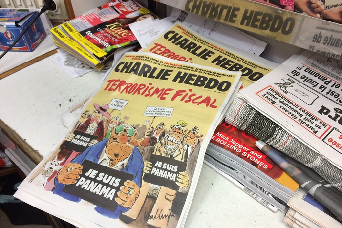 Charlie Hebdo нарисовал отстраненных от Олимпиады российских легкоатлетов