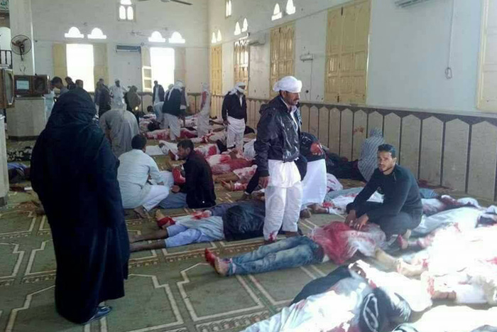 Число жертв теракта в Египте возросло до 305. ДОПОЛНЕНИЕ