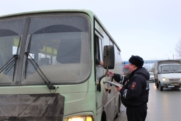 Жители одного из районов Екатеринбурга пожаловались на проблемы с общественным транспортом