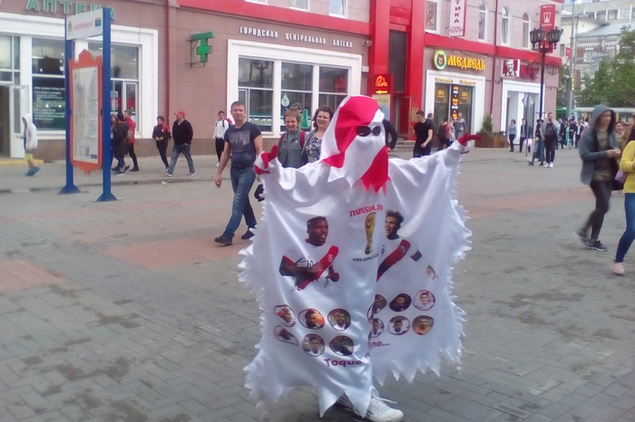 Поезд с перуанскими и французскими болельщиками прибыл утром в Екатеринбург