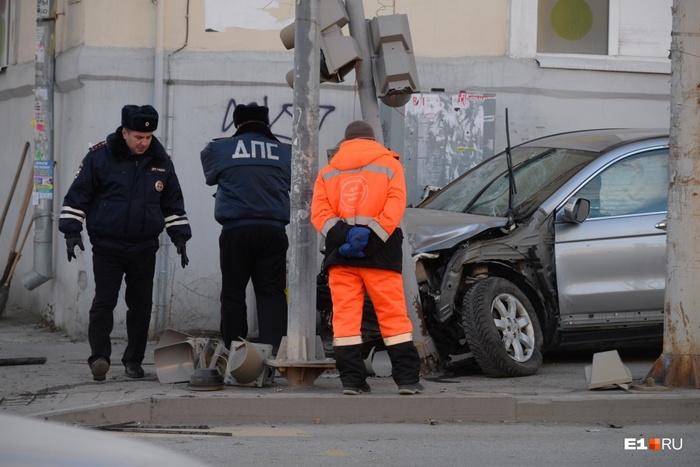 В Горздраве рассказали о состоянии пешеходов, пострадавших в ДТП на Фурманова