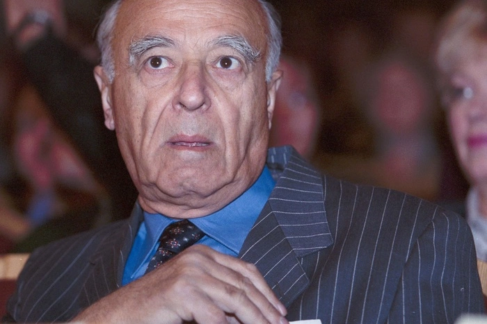 Умер Владимир Этуш