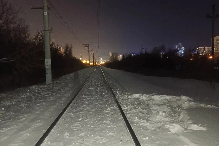 На перегоне «Уктус — Шарташ» в Екатеринбурге электричка травмировала пешехода (ФОТО)