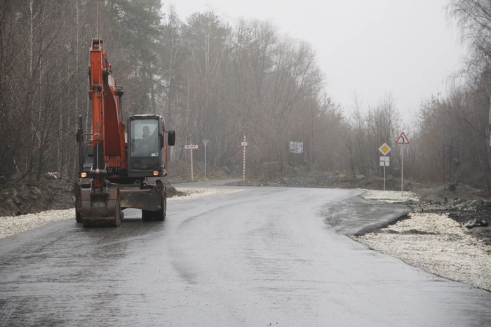 Путин поручил федеральному минтрансу найти деньги на завершение ЕКАД