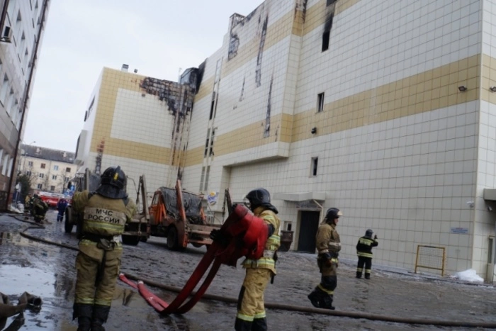 В Приморском крае объявили траур по погибшим в Кемерово