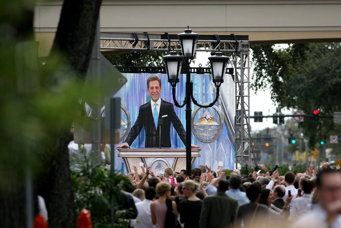 Сайентологи читают лекции в школах Екатеринбурга вместо уроков ОБЖ