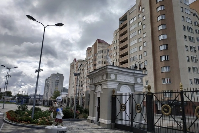 На ВИЗе закрыли улицу около «Екатеринбург Арены» до 1 октября