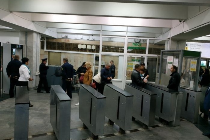 В метро Екатеринбурга ввели оплату по QR-коду