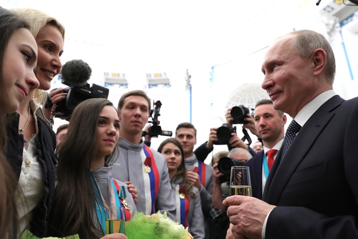 Тренер Загитовой и Медведевой рассказала об отношении к русским на Олимпиаде