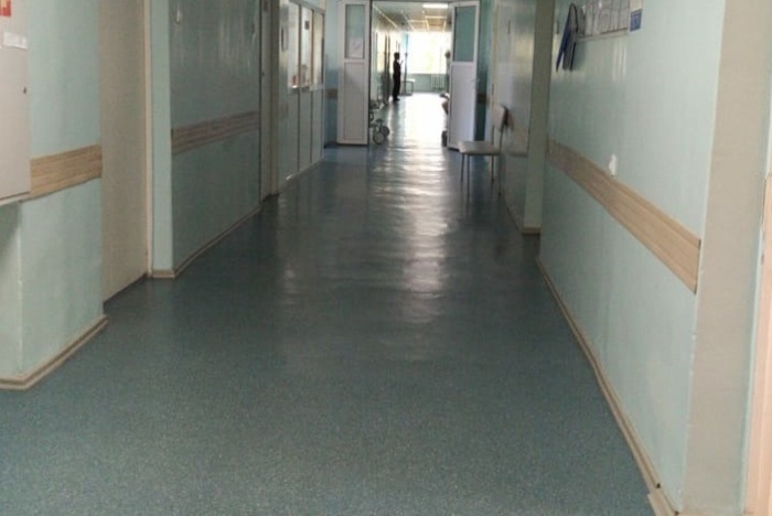 Главврач «ковидного» госпиталя в Екатеринбурге: «Работаем в условиях военного времени»