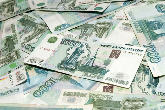 Кассир воронежского банка подменила миллион рублей купюрами из «банка приколов»
