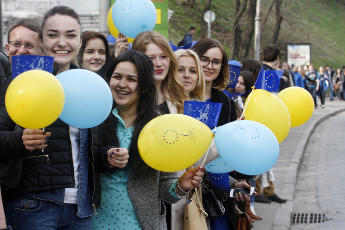 Украинский писатель призвал сограждан заполонить Европу ради вступления в ЕС