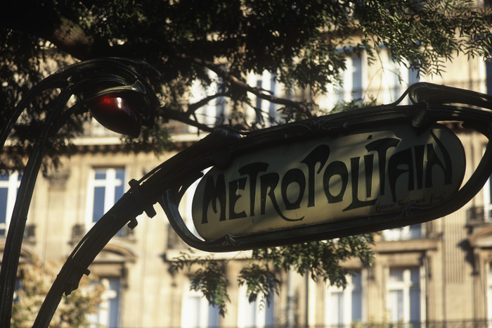 Общественный транспорт в Париже может стать бесплатным