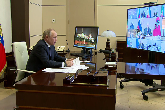 Путин сегодня проведет оперативное совещание с постоянными членами Совбеза РФ