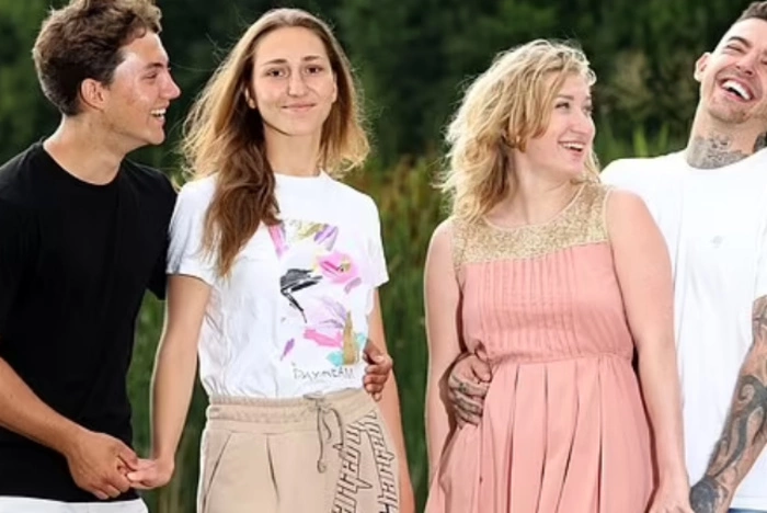 Британец, бросивший жену ради украинской беженки, приютил еще одну