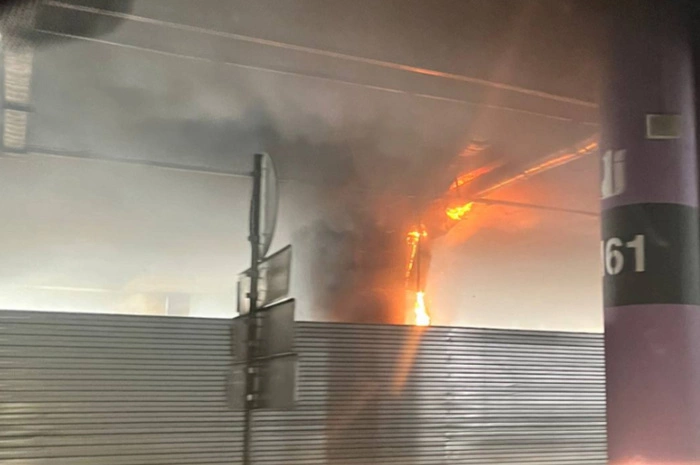 В Екатеринбурге в «Меге» произошёл пожар