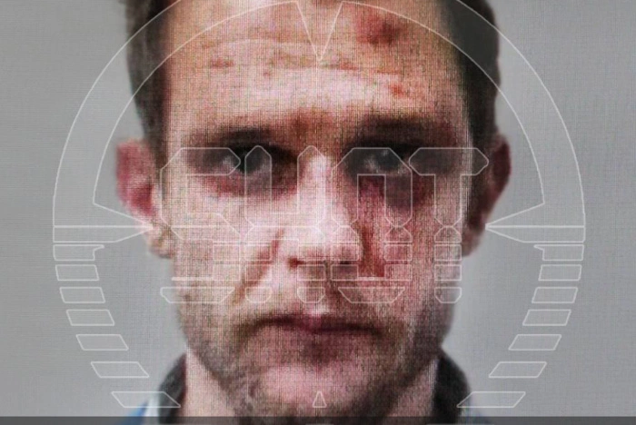 «Думал, ткну его — и он исчезнет». На рейсе Бангкок — Москва один пассажир напал на другого с вилкой