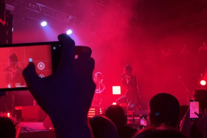 В Екатеринбурге подростка не пустили на концерт с мамой