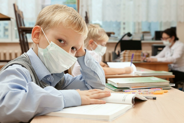 Эпидпорог по гриппу и ОРВИ превышен среди взрослых и детей старше 7 лет