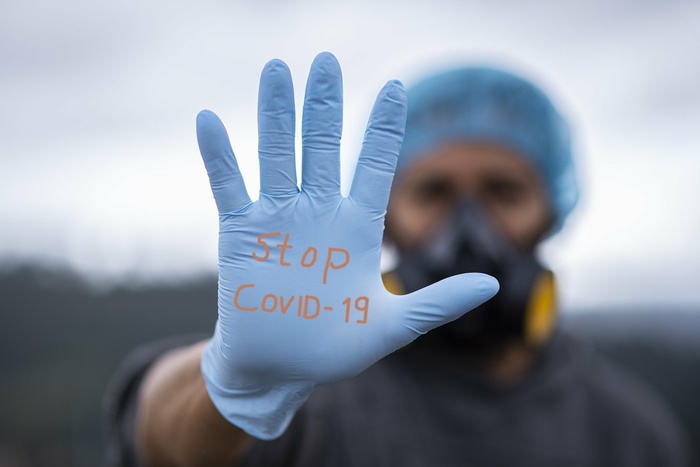 В России введут новые ограничения из-за омикрон-штамма коронавируса