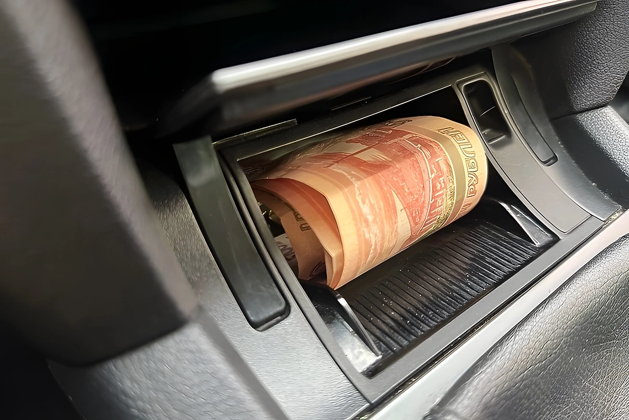 Власти Свердловской области прокомментировали фейк о введении налога на снятие наличных в регионе