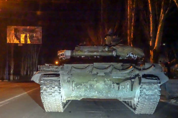 В НАТО обвинили Россию в поставках ополченцам танков Т-90