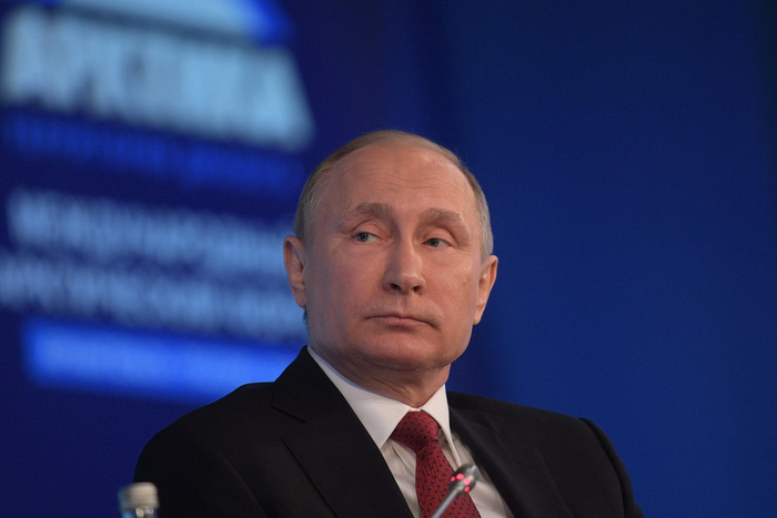 В онлайн-опросе журналиста кремлевского пула 70% отказались голосовать за Путина