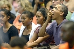 СМИ: Обама всерьез обсуждает с женой развод